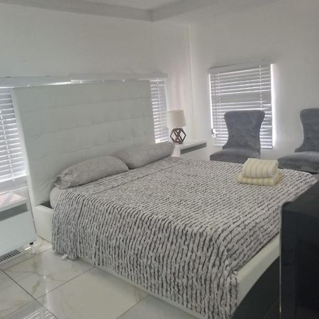 1161 Studio 1 Miami Tamiami 外观 照片
