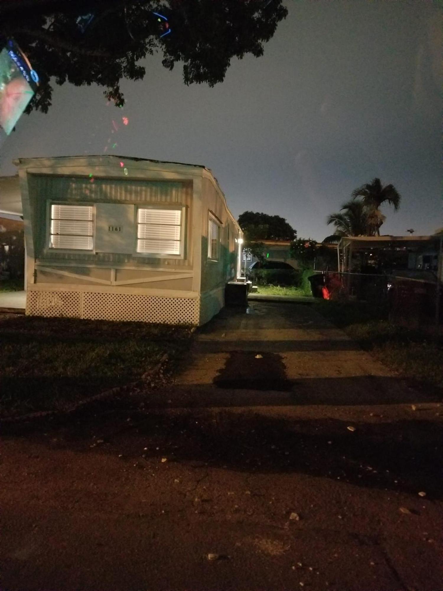 1161 Studio 1 Miami Tamiami 外观 照片